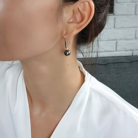 Orecchini Gancio Janet - Perle di Tahiti Nere, Diamanti e Oro Bianco