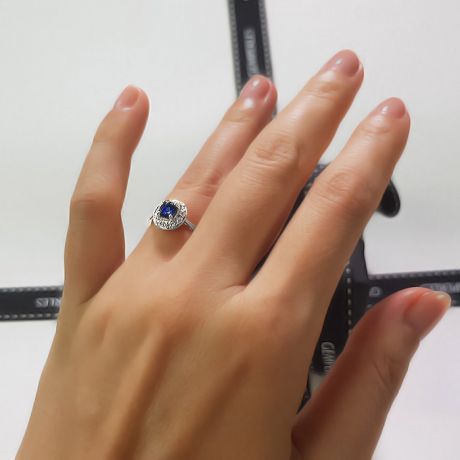 Anello Solitario Composto Kandy - Oro Bianco, Diamanti & Zaffiro Blu