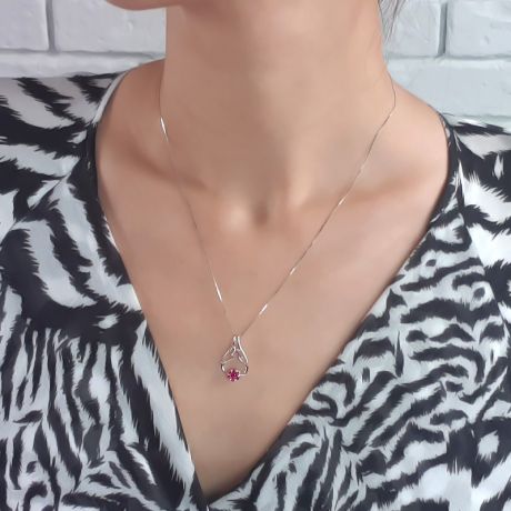 Ciondolo Ali d'Angelo - Oro Bianco e Rubini Birmani