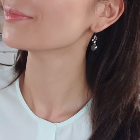 Orecchini Gancio Nota Musicale - Perle di Tahiti, Diamanti e Oro Bianco