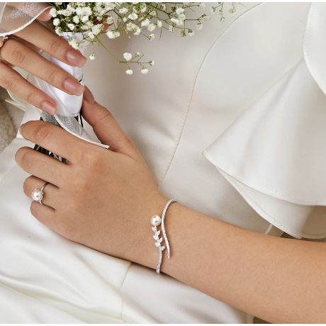 Bracciale rigido Symphonie Nuptiale – Perla Akoya, Oro Bianco, Diamanti