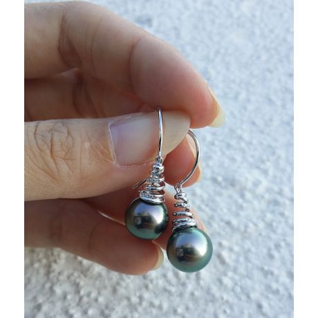 Orecchini Gancio Tudor - Perle di Tahiti Nere, Oro Bianco