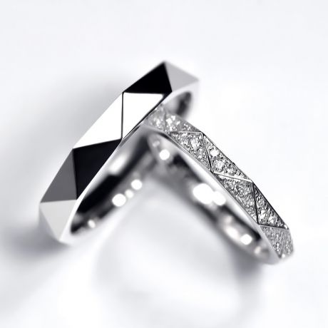 Coppia Anelli Triangulaire - Oro Bianco Finitura Lucida