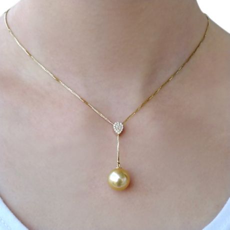 Ciondolo Attention - Oro Giallo, Diamanti & Perla Gold dei Mari del Sud