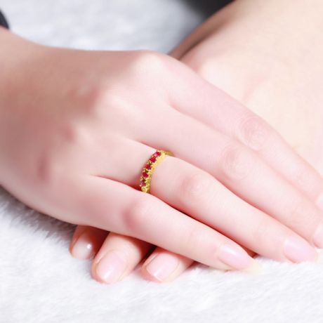 Anello Glamour - Oro Giallo, Diamanti e Riviera Mezzo Giro di Rubini