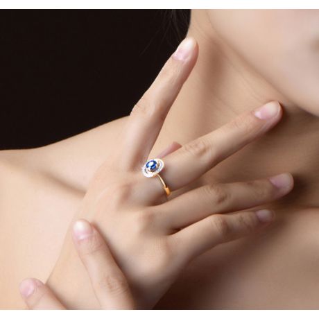 Solitario Sinharâja - Oro Giallo, Spirale di Diamanti & Zaffiro Ovale