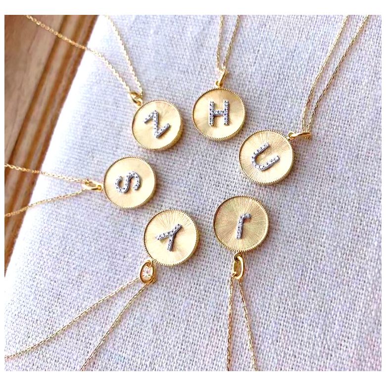 Ciondolo Lettera Alfabeto - Medaglia in Oro 18ct & Diamante VS/G | Gemperles - 18