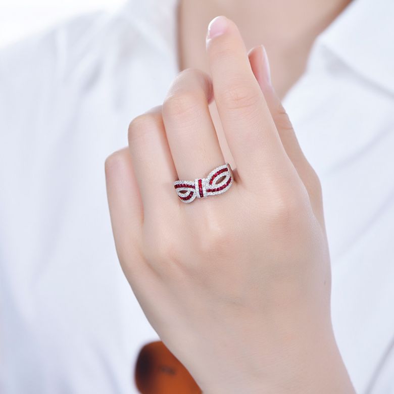 Anello Mandalay I Nodo Oro bianco, Rubini, Diamante - 2