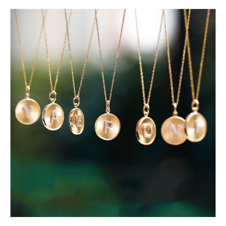 Ciondolo Lettera Alfabeto - Medaglia in Oro 18ct & Diamante VS/G | Gemperles - 1